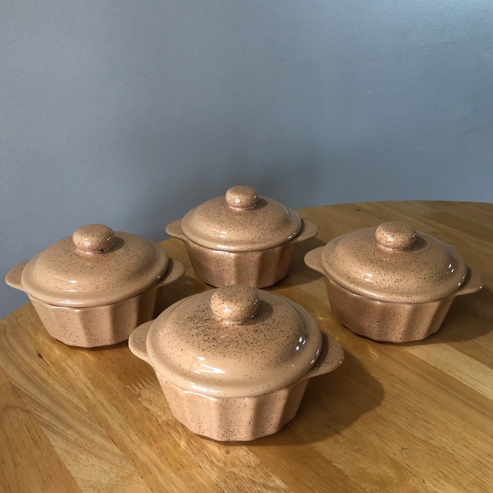 Set of 4 Vintage Blue Mountain Pottery Brown Speckled Glazed Pottery Dish & lid